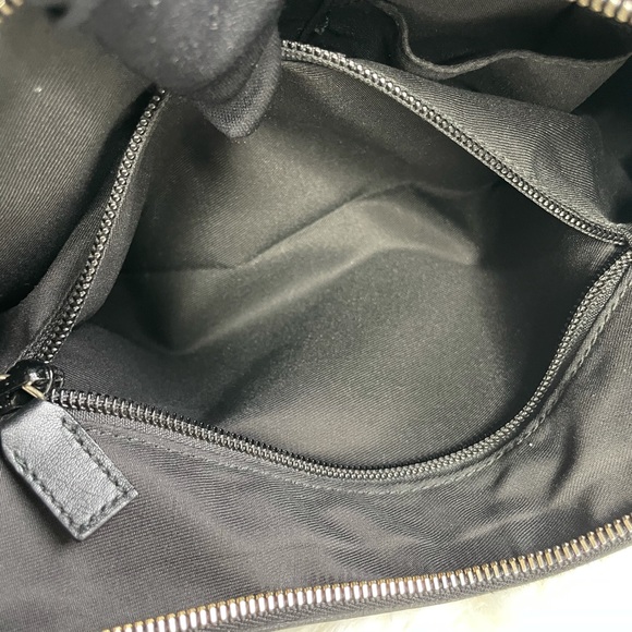 Gucci Crystal coated Monogram crossbody bag - Picture 8 of 16